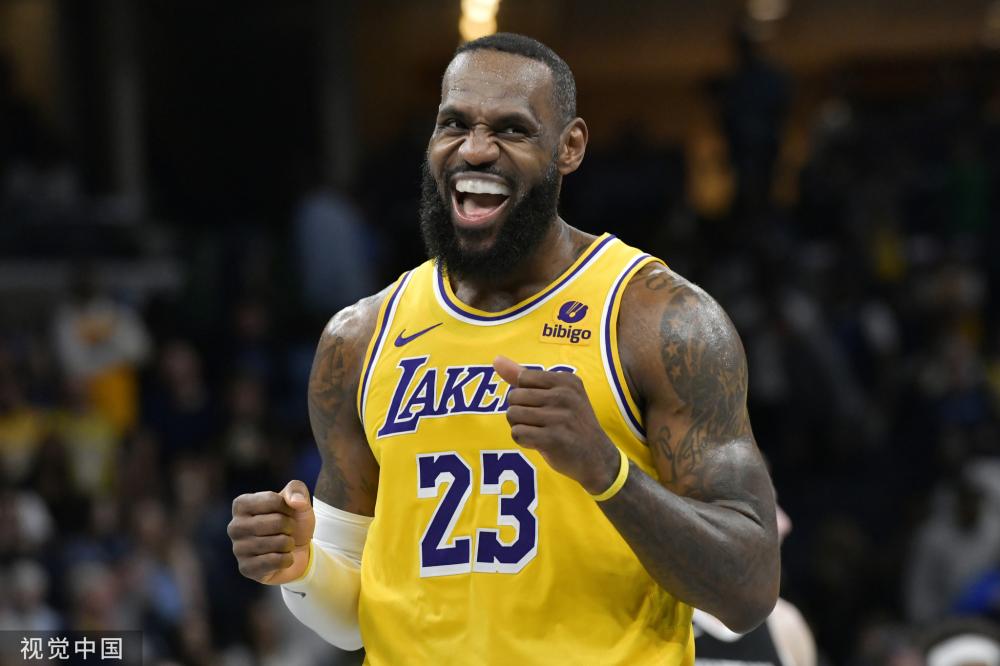 层在欧冠裁 层在欧冠裁