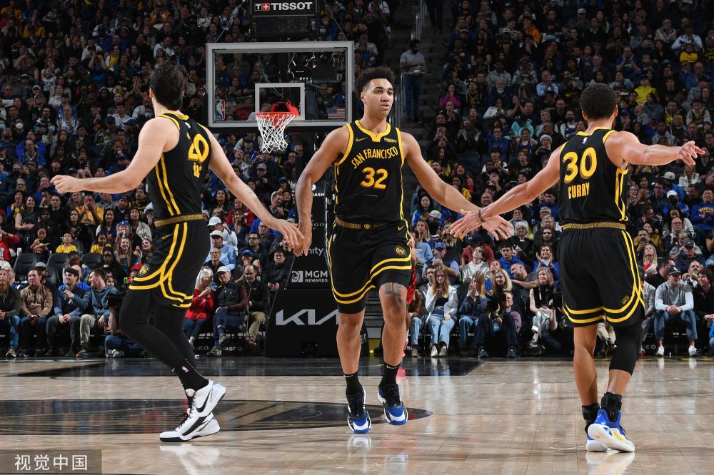 随着对全球 随着对全球