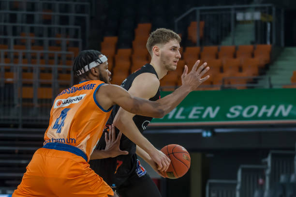 程晟涵与石 程晟涵与石