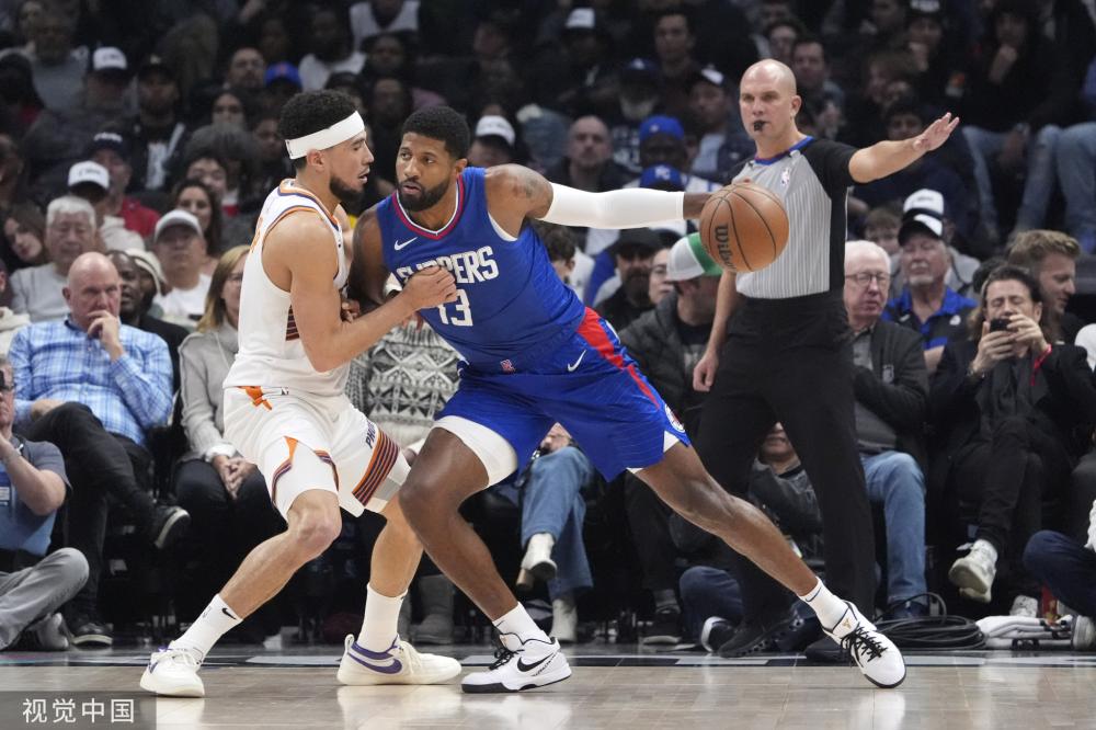 依赖于莱万 依赖于莱万